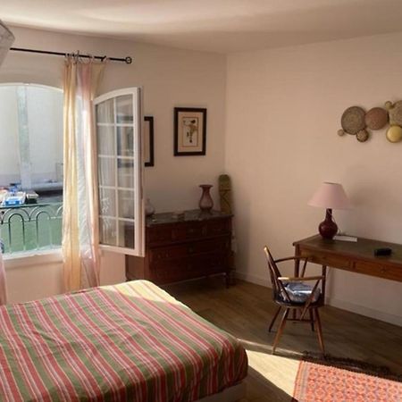 Charming Apartment Overlooking The Lake City Grimaud Luaran gambar